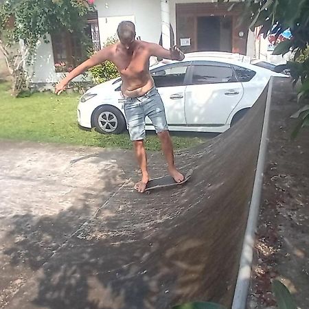Готель Madiha Surf House Lanka Матара Екстер'єр фото