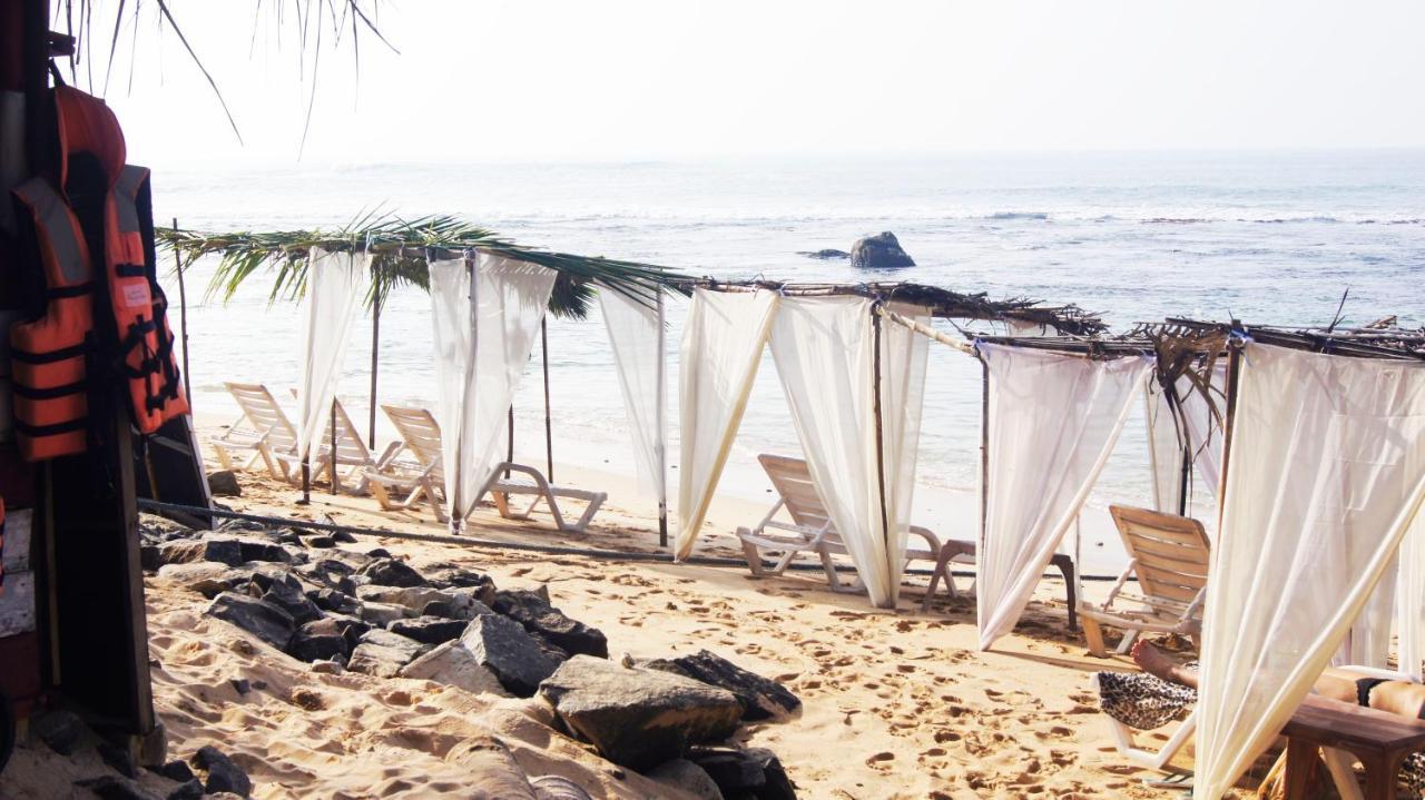 Готель Madiha Surf House Lanka Матара Екстер'єр фото